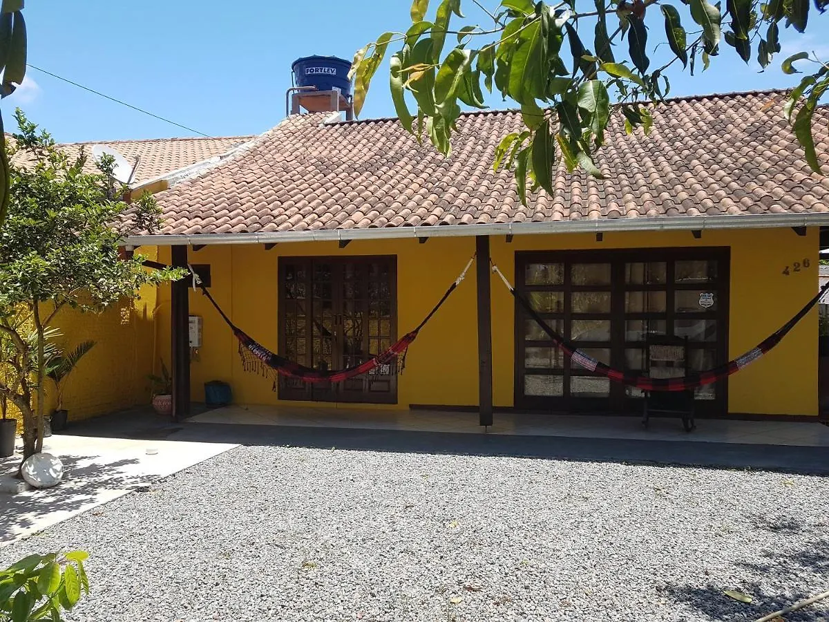 Pousada Bali Surf House -Suite 1 Picarras 0*,  Brazil